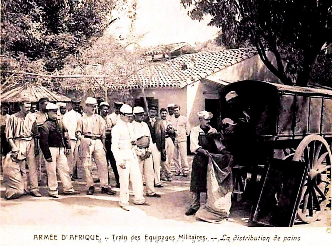 Armee d'Afrique - Train des equipages - Distribution de Pains.jpg